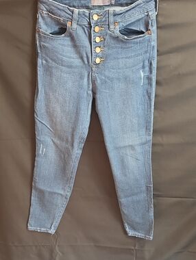 Just USA Skinny Button-Fly Jeans in Light Blue Wash